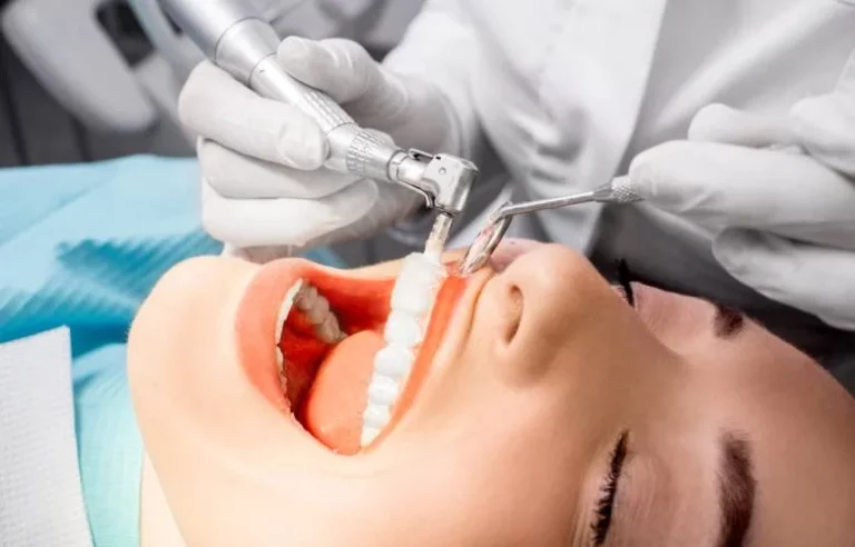 Higienizacja jamy ustnej – fakty i mity